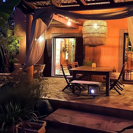 House Aenemona For 6 Guests In *