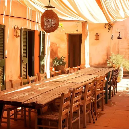 House Aenemona For 6 Guests In بيت للعطل